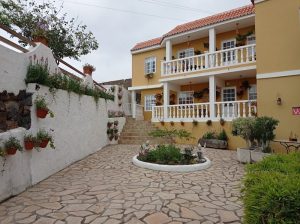 Apartamentos La Granja — , La Palma