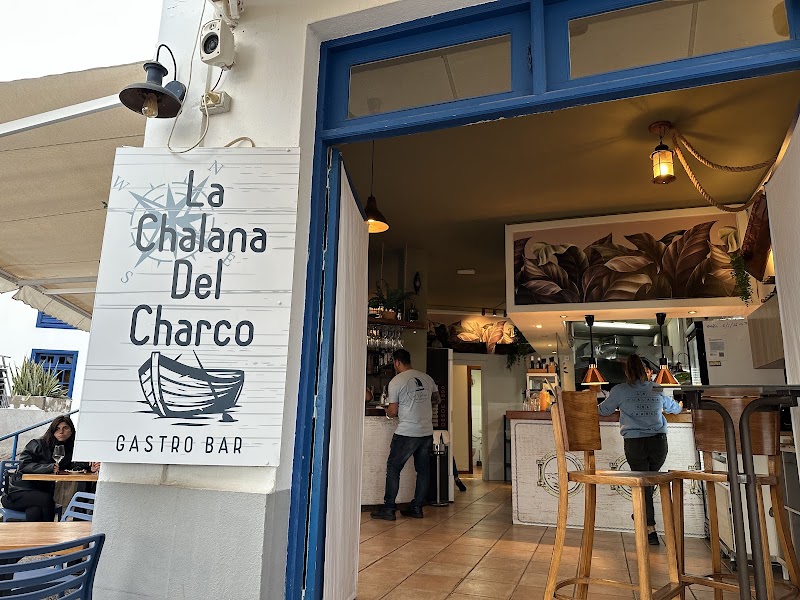 Restaurante La Chalana Del Charco