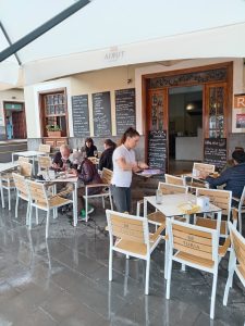 LA BODEGUITA